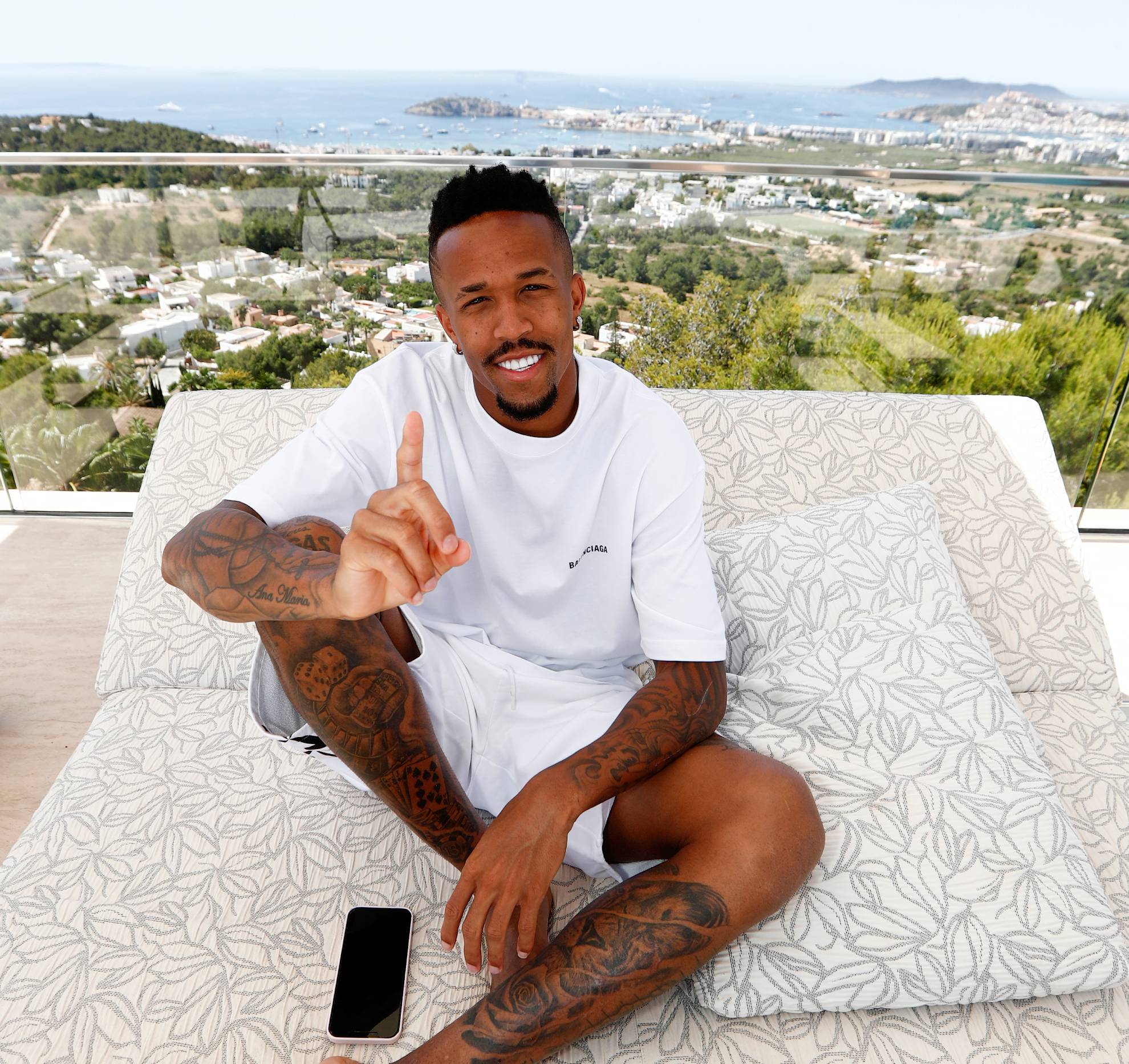 Rising Star: Militao Establishes Himself as Real Madrid's Costliest Defender and Shares Insights in Interview.SHD - New Lifes