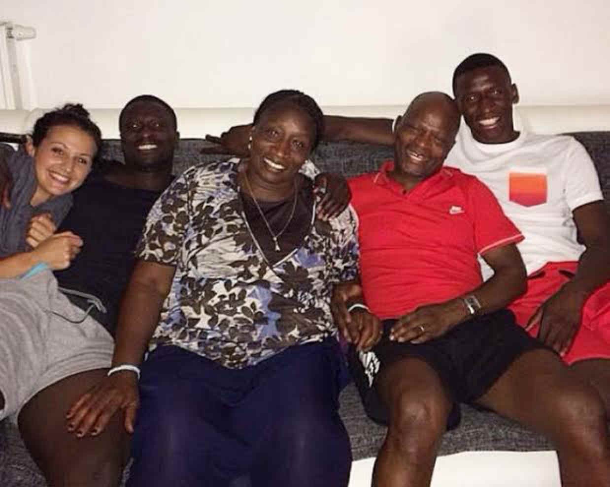 “Heartwarming Homecoming: Antonio Rüdiger Shares Joyful Reunion with Family and Brothers in Hometown ”