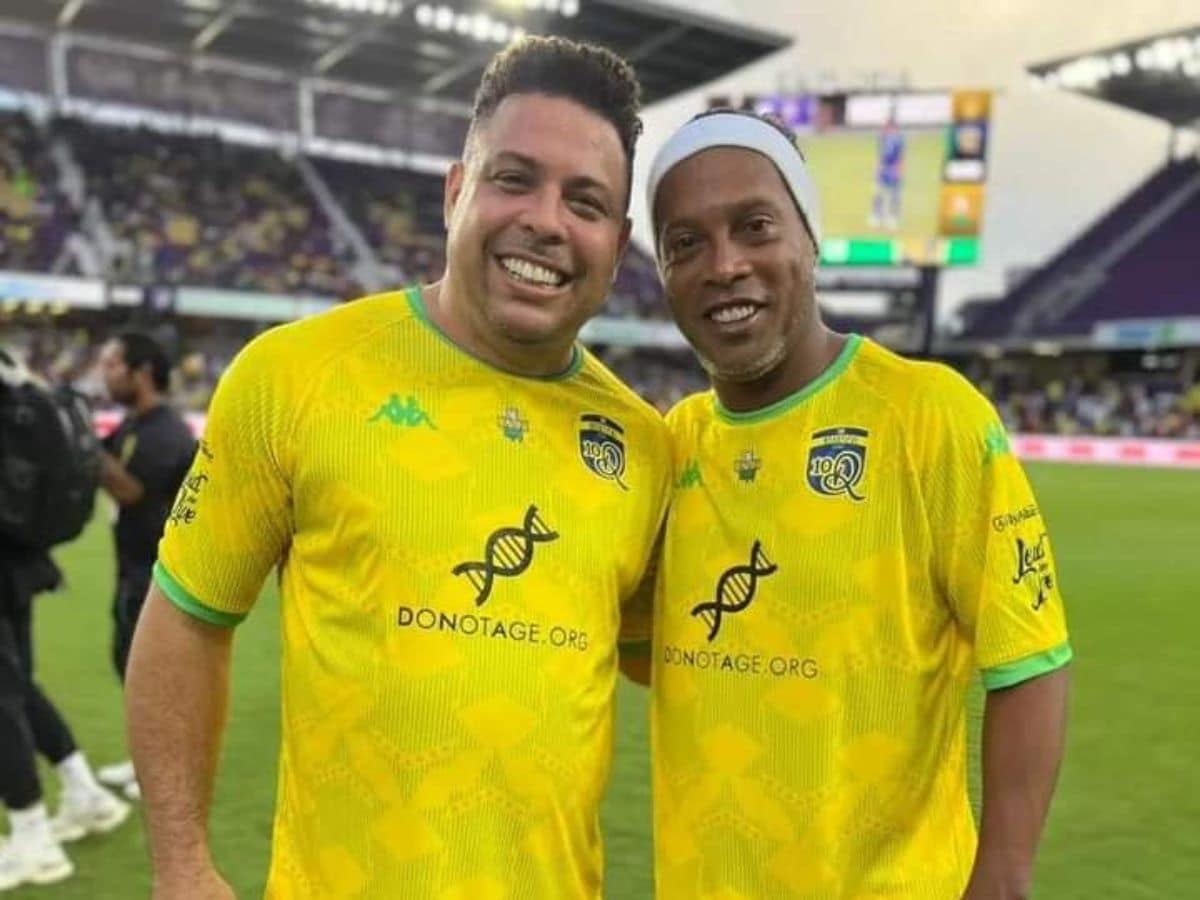 Ronaldinho Dazzles at 'The Beautiful Game' Charity Match Against Roberto Carlos' Team - News18