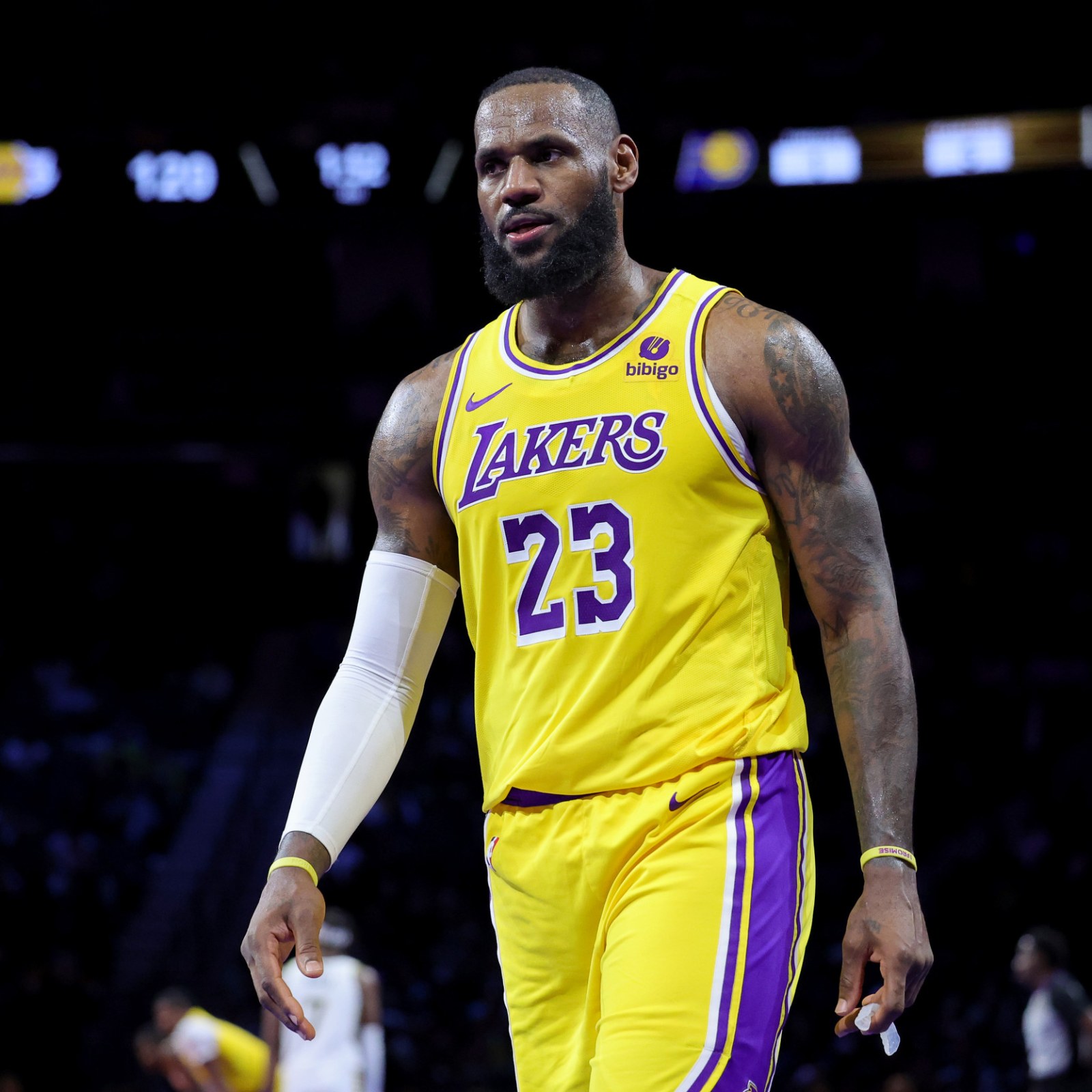 SAD NEWS: LeBron James is injured