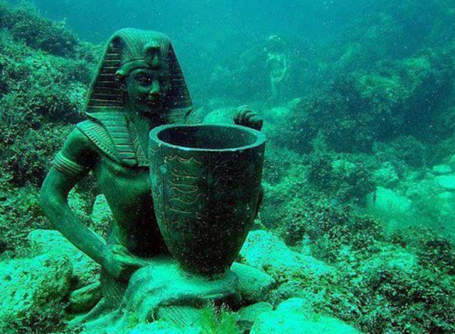 After-1,200-years,-the-Ancient-Egyptian-City-of-Heracleion,-known-as-the-Lost-City-of-Heracleion,-has-been-found-and-explored-underwater