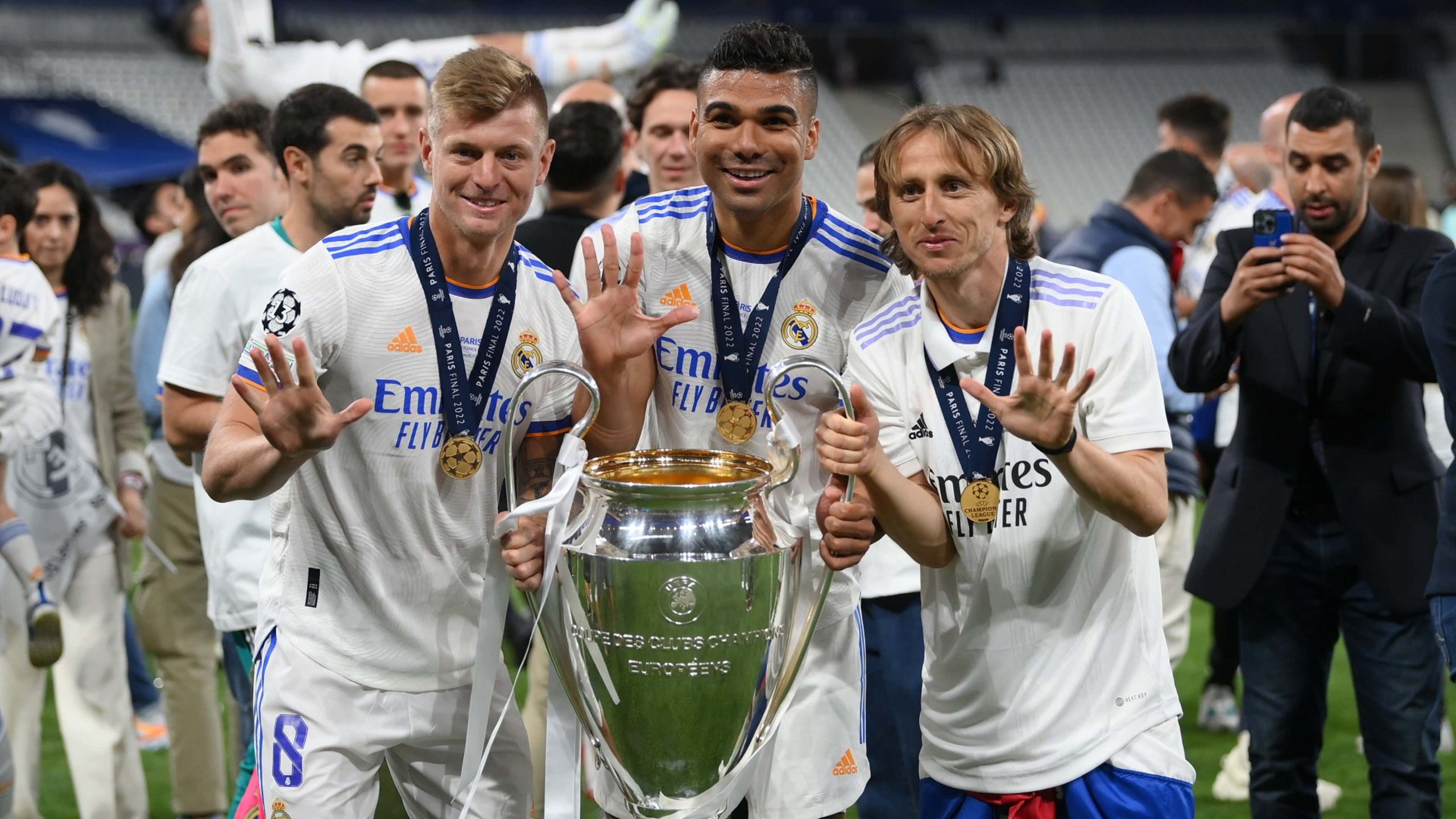 Congratulations to the legends of the Los Blancos’ : Luka Moric , Toni Kroos still with Real Madrid