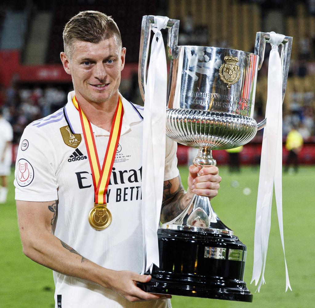 Congratulations to the legends of the Los Blancos’ : Luka Moric , Toni Kroos still with Real Madrid