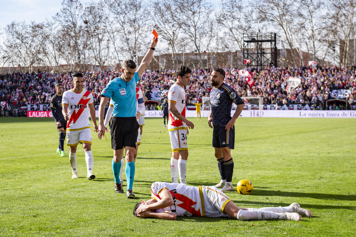 Dani Carvajal red card adds to Real Madrid's availability issues - Futbol on FanNation