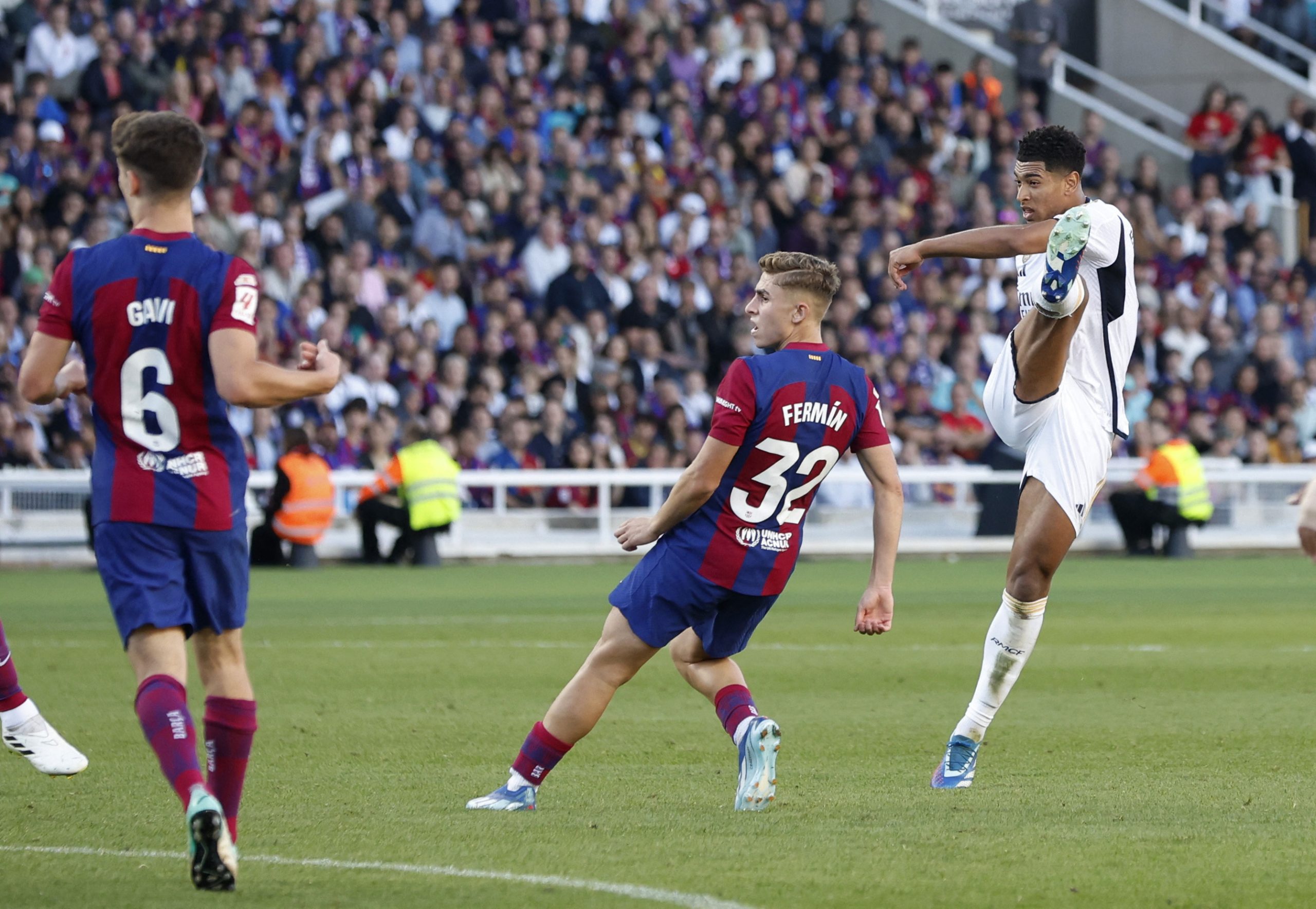 Bellingham produced a stunning strike in his El Clasico debut