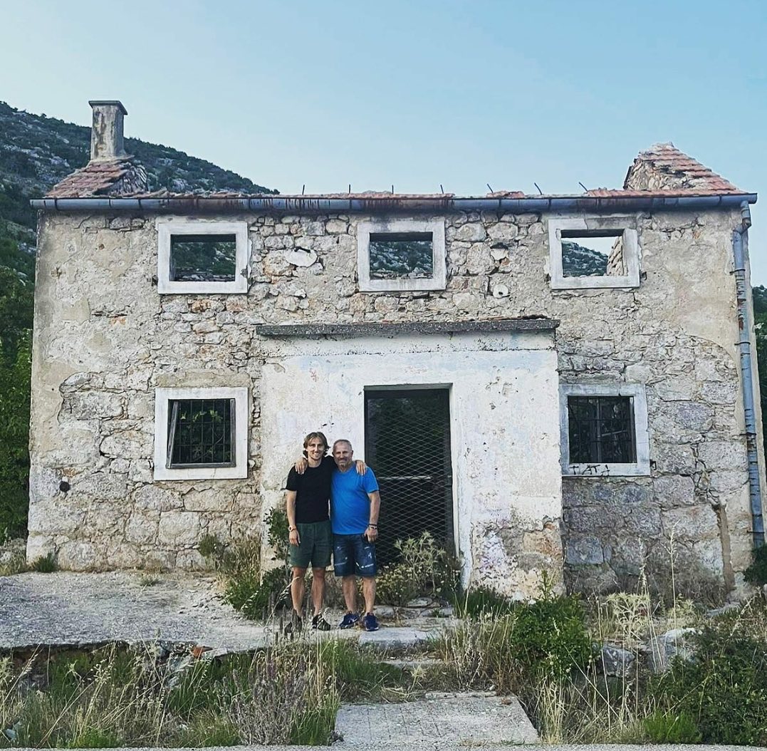 Relevent Sports on X: "Luka Modric never forgot where he came from The former Ballon d'Or winner recently visited his childhood house that got destroyed during the war when he was